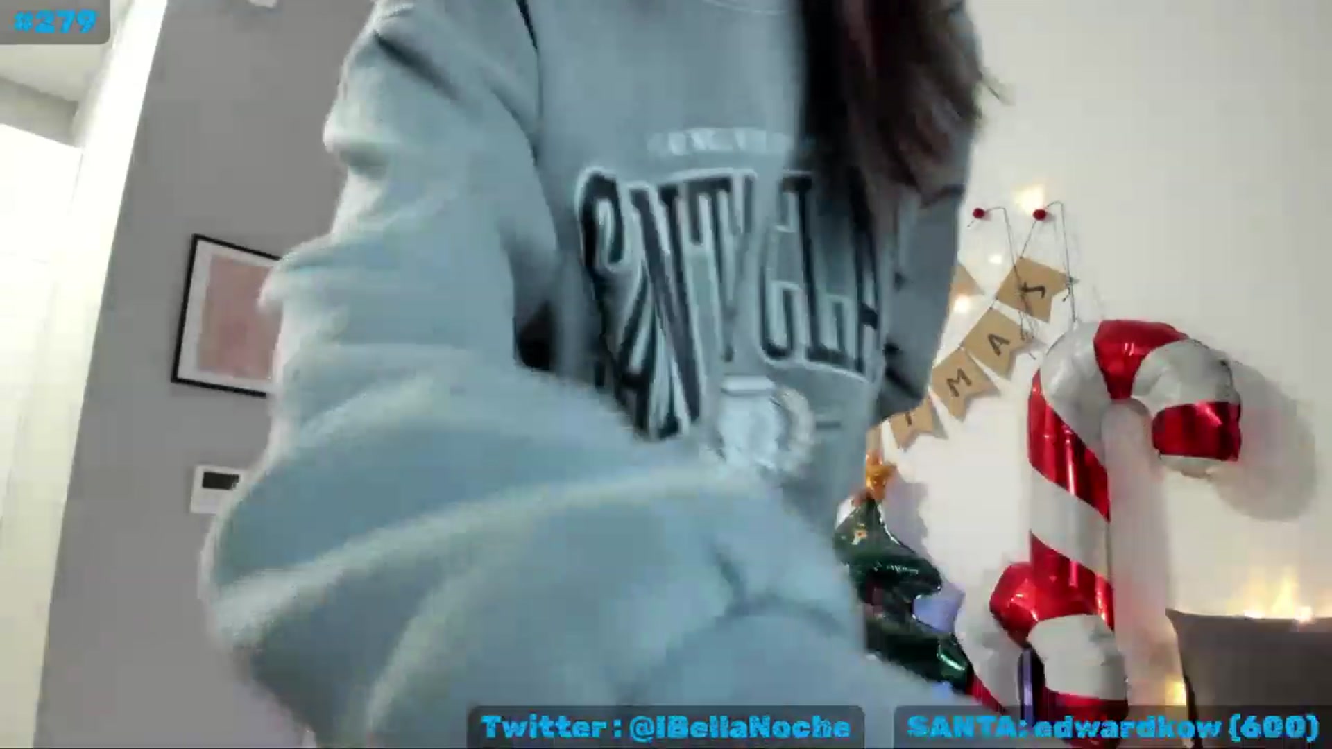 Gallery image thumbnail from MissXmas's myfreecams stream on, 12/17/2022, 01:14 image 13 of 20