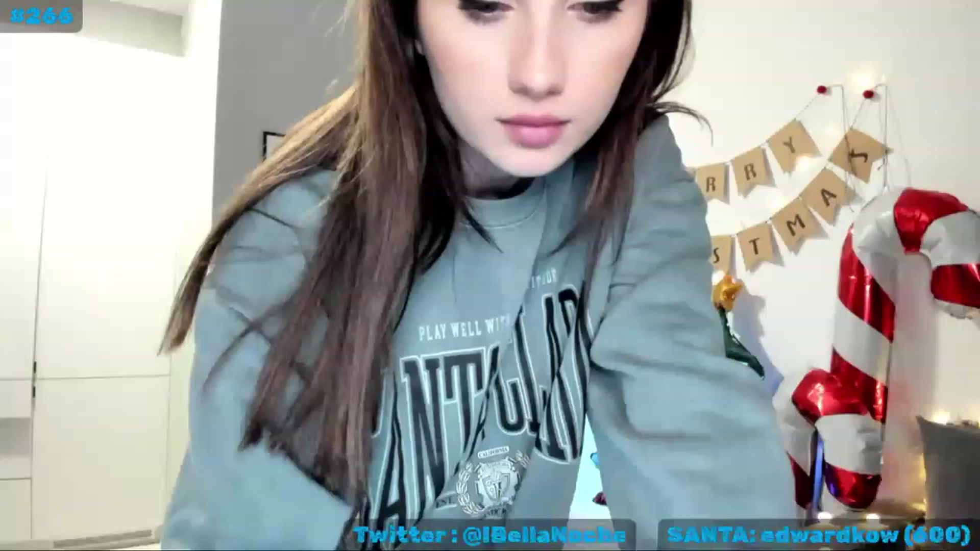 Gallery image thumbnail from MissXmas's myfreecams stream on, 12/17/2022, 02:29 image 3 of 20