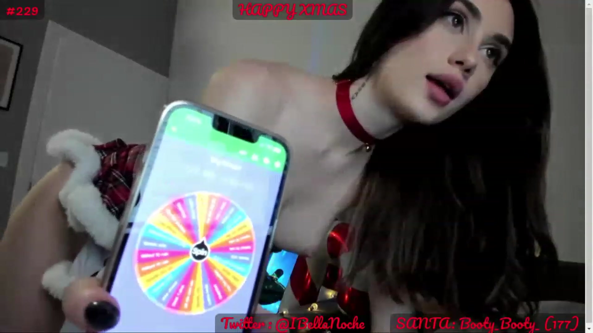 Gallery image thumbnail from MissXmas's myfreecams stream on, 12/21/2022, 23:11 image 10 of 20