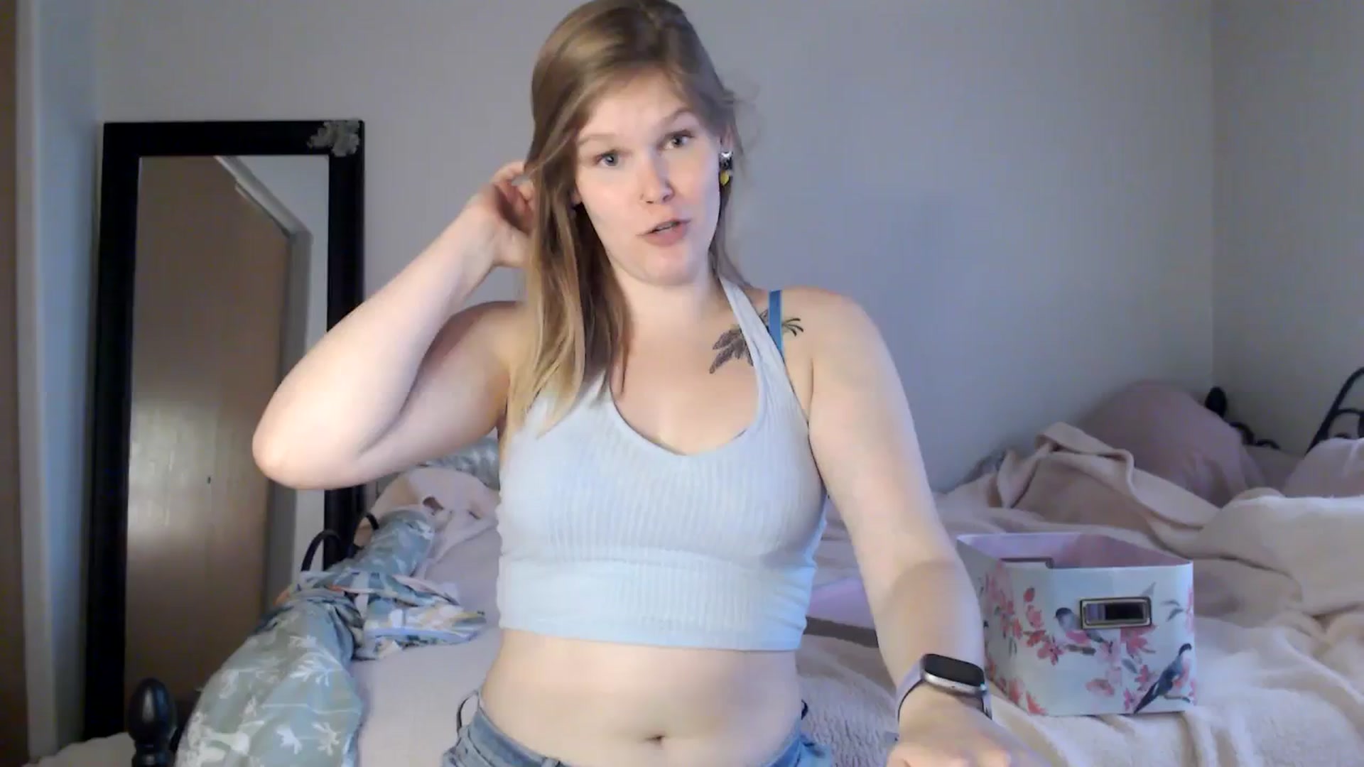 Gallery image thumbnail from MissZazzle's myfreecams stream on, 07/30/2024, 01:37 image 19 of 20