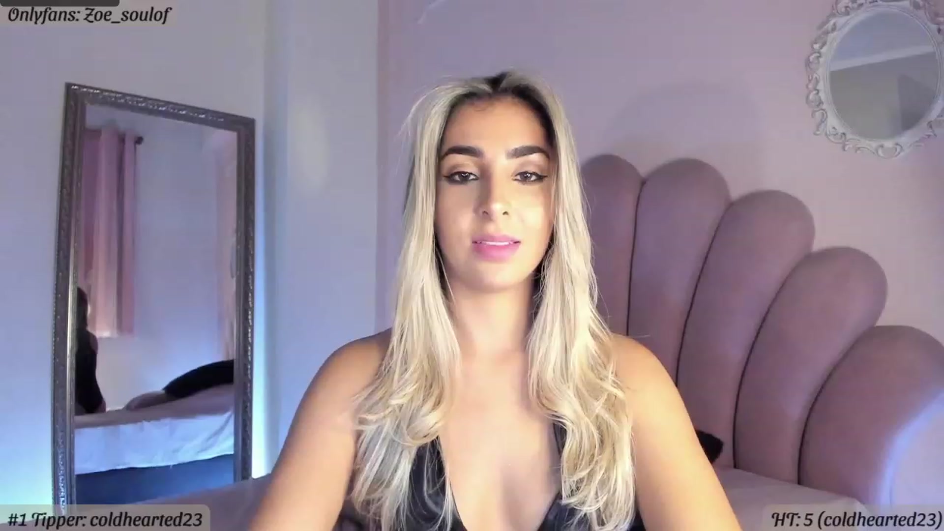 Gallery image thumbnail from MissZoesoul's myfreecams stream on, 02/24/2023, 24:30 image 12 of 20