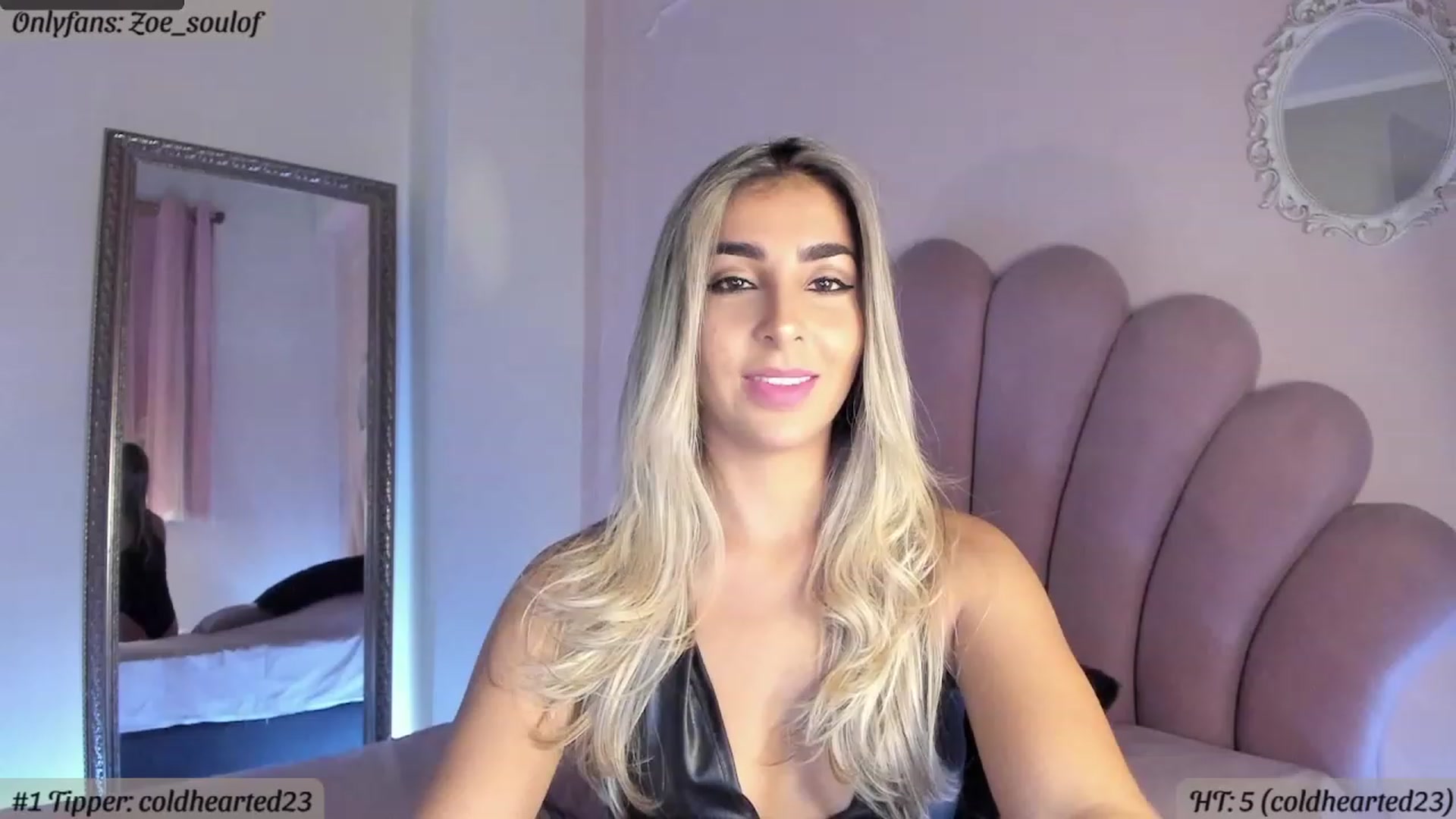 Gallery image thumbnail from MissZoesoul's myfreecams stream on, 02/24/2023, 24:30 image 8 of 20