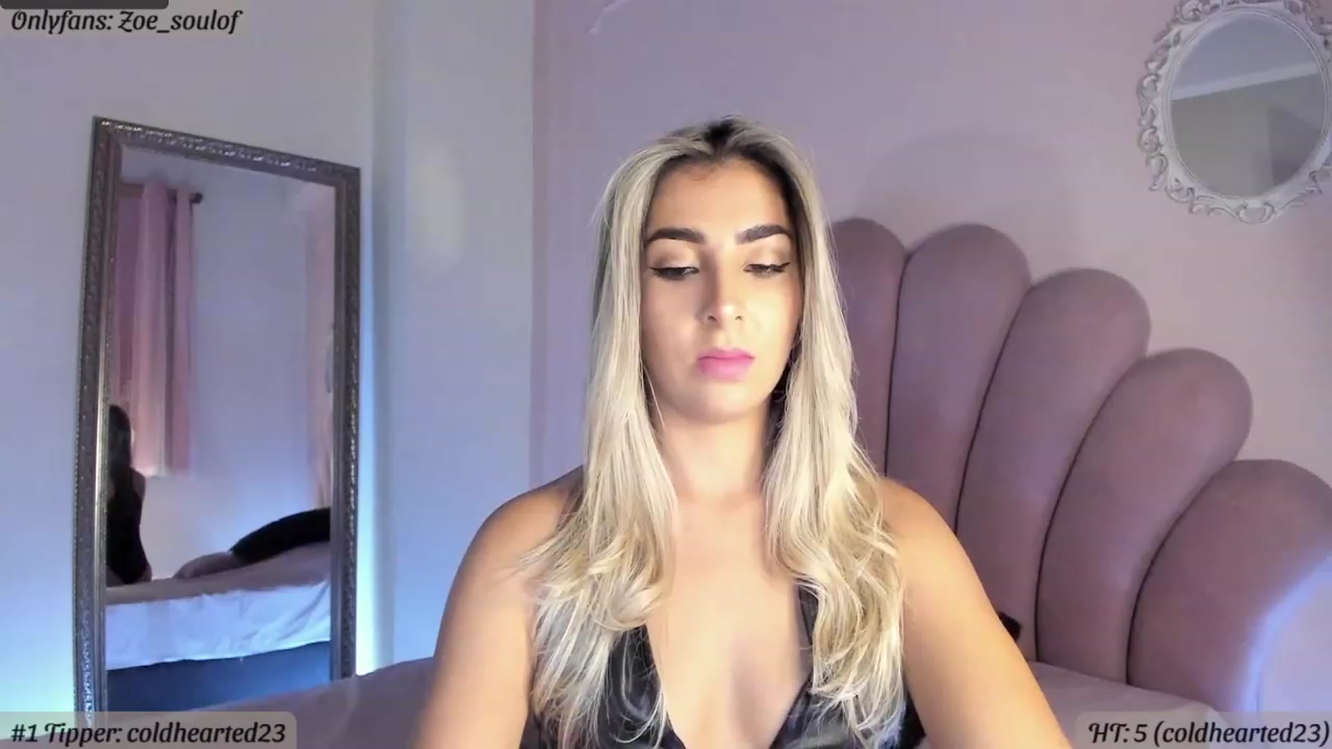Gallery image thumbnail from MissZoesoul's myfreecams stream on, 02/24/2023, 24:30 image 13 of 20