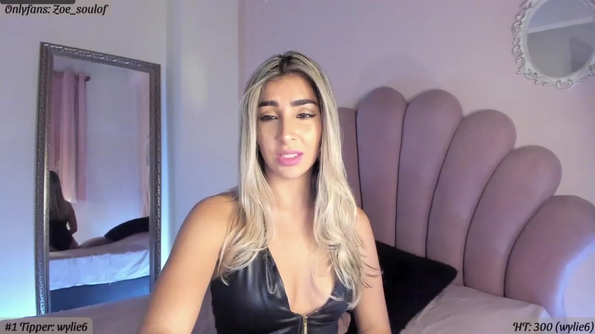 Gallery image thumbnail from MissZoesoul's myfreecams stream on, 02/24/2023, 24:40 image 16 of 20