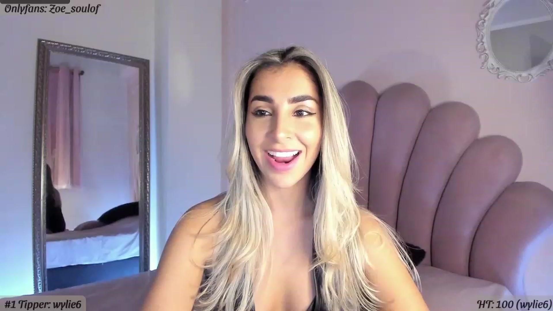 Gallery image thumbnail from MissZoesoul's myfreecams stream on, 02/24/2023, 24:40 image 5 of 20