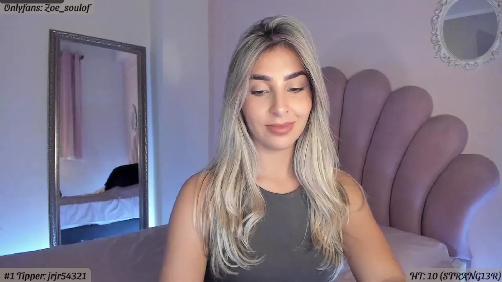 Gallery image thumbnail from MissZoesoul's myfreecams stream on, 02/26/2023, 03:43 image 16 of 20