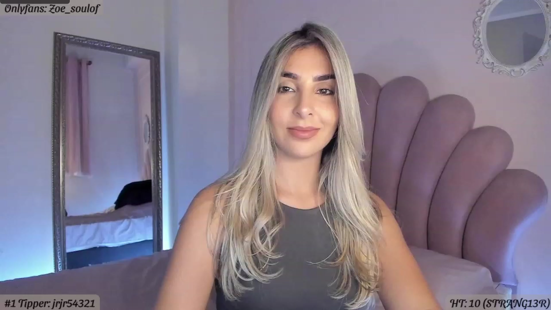 Gallery image thumbnail from MissZoesoul's myfreecams stream on, 02/26/2023, 03:43 image 18 of 20