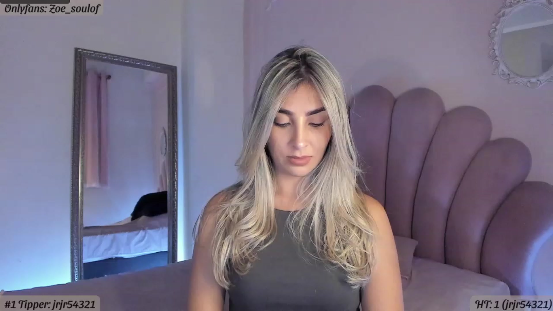 Gallery image thumbnail from MissZoesoul's myfreecams stream on, 02/26/2023, 03:43 image 9 of 20