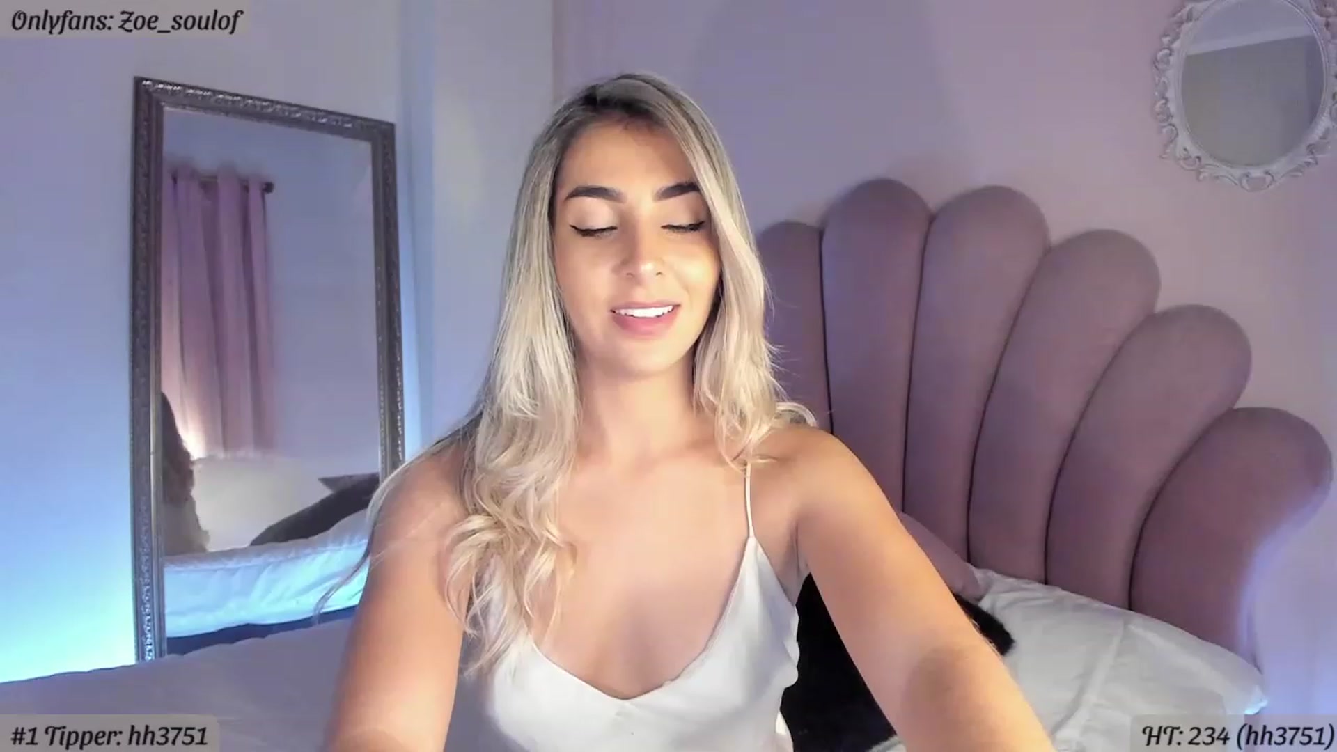 Gallery image thumbnail from MissZoesoul's myfreecams stream on, 02/28/2023, 05:36 image 11 of 20