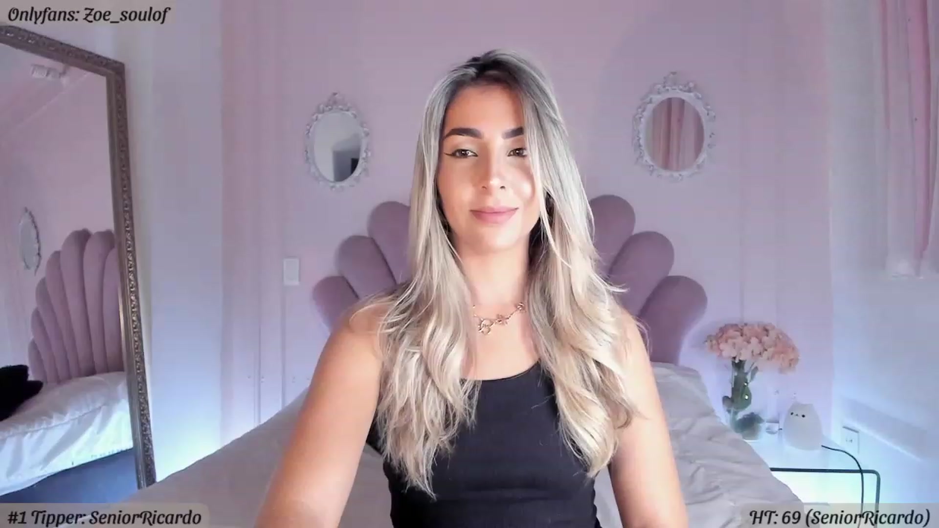Gallery image thumbnail from MissZoesoul's myfreecams stream on, 03/11/2023, 01:51 image 1 of 20