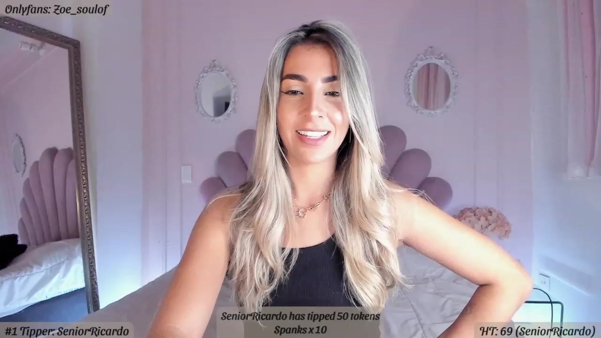 Gallery image thumbnail from MissZoesoul's myfreecams stream on, 03/11/2023, 01:51 image 2 of 20