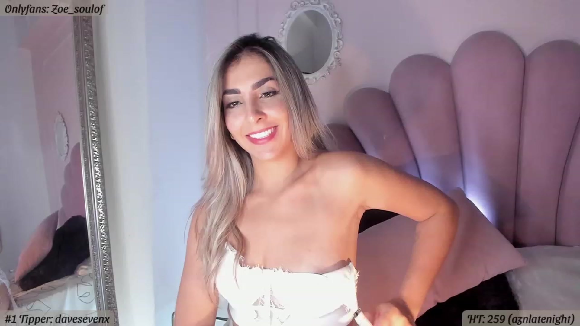 Gallery image thumbnail from MissZoesoul's myfreecams stream on, 05/01/2023, 06:39 image 20 of 20