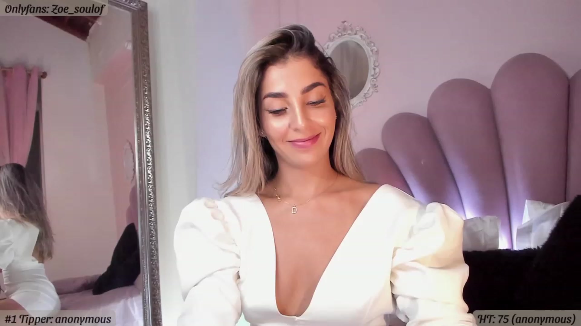 Gallery image thumbnail from MissZoesoul's myfreecams stream on, 05/07/2023, 24:43 image 1 of 20