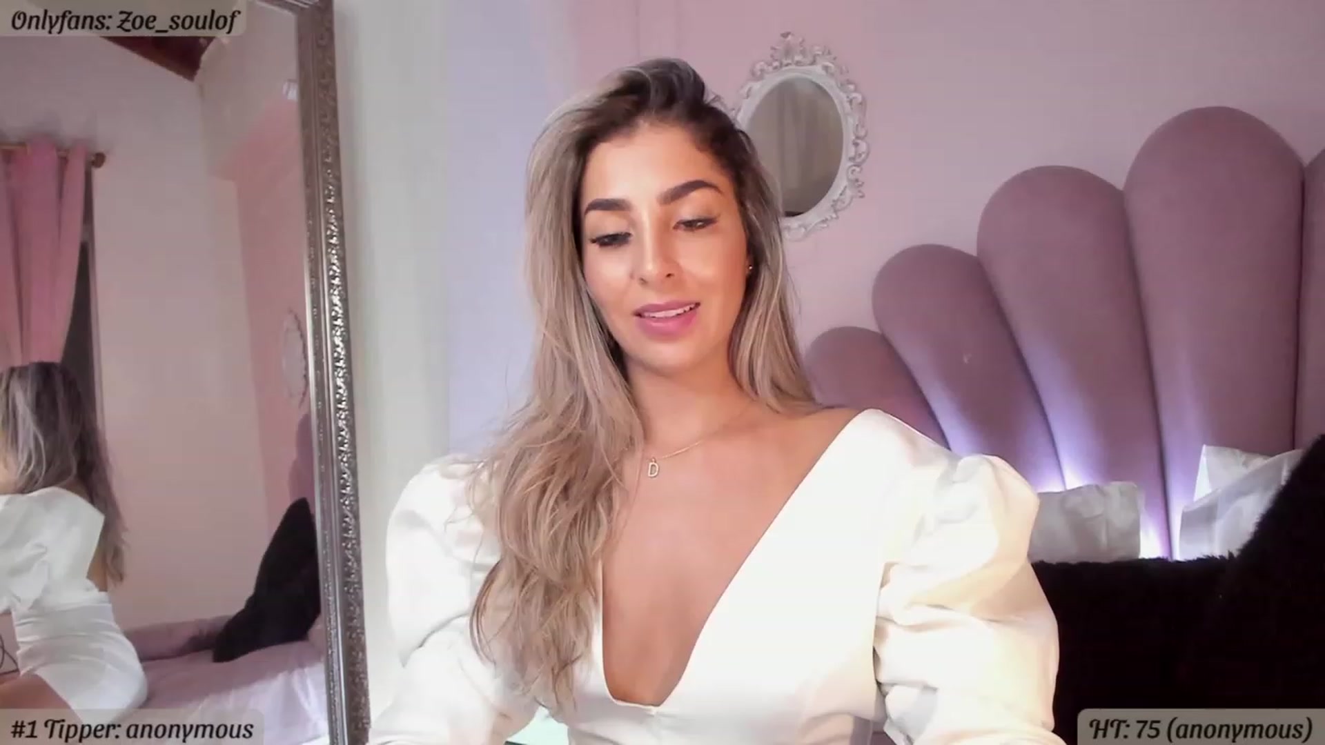 Gallery image thumbnail from MissZoesoul's myfreecams stream on, 05/07/2023, 24:43 image 4 of 20