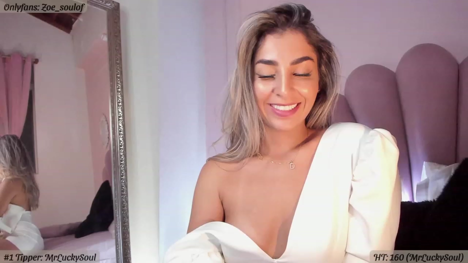Gallery image thumbnail from MissZoesoul's myfreecams stream on, 05/07/2023, 24:43 image 18 of 20