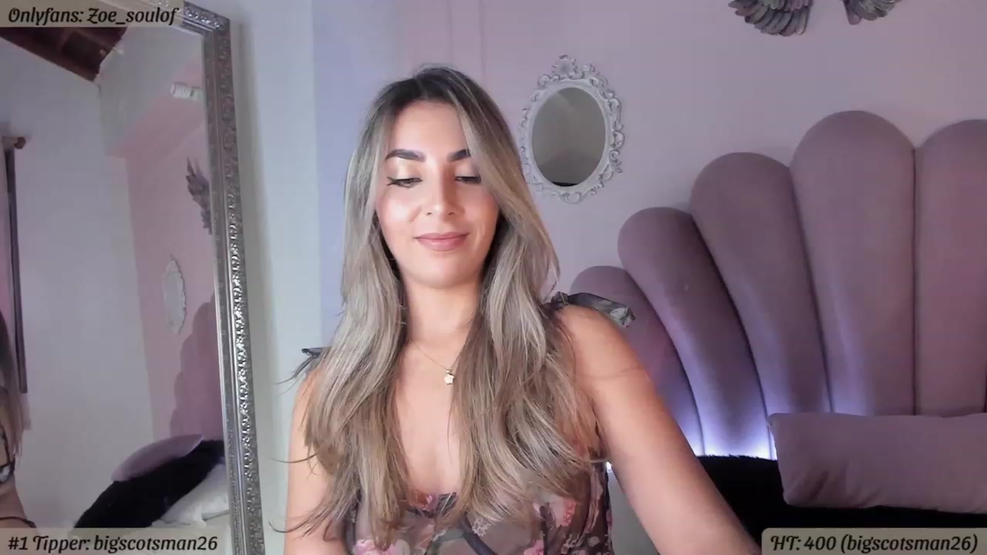 Gallery image thumbnail from MissZoesoul's myfreecams stream on, 05/21/2023, 04:21 image 18 of 20