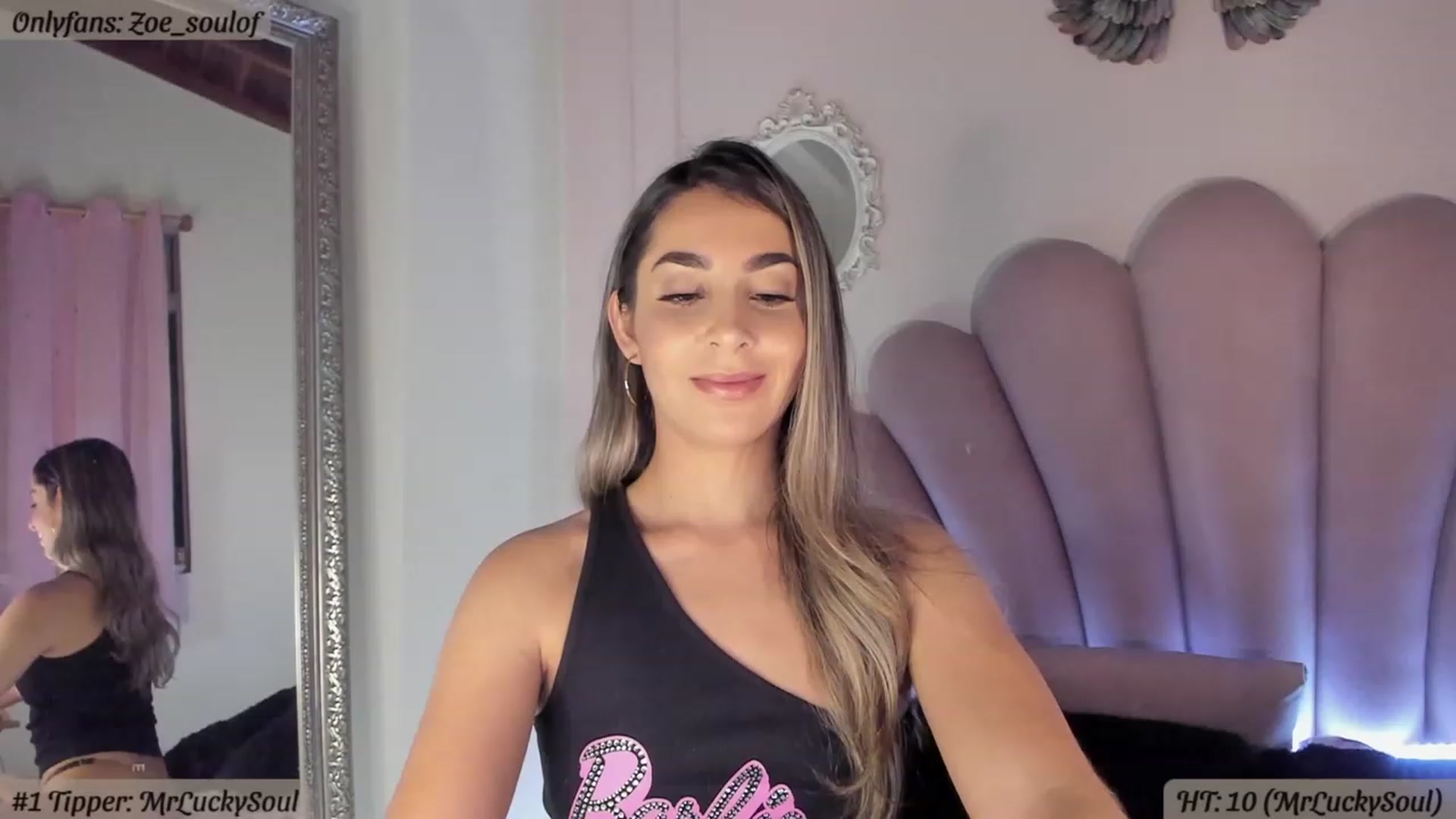 Gallery image thumbnail from MissZoesoul's myfreecams stream on, 06/14/2023, 05:45 image 3 of 20