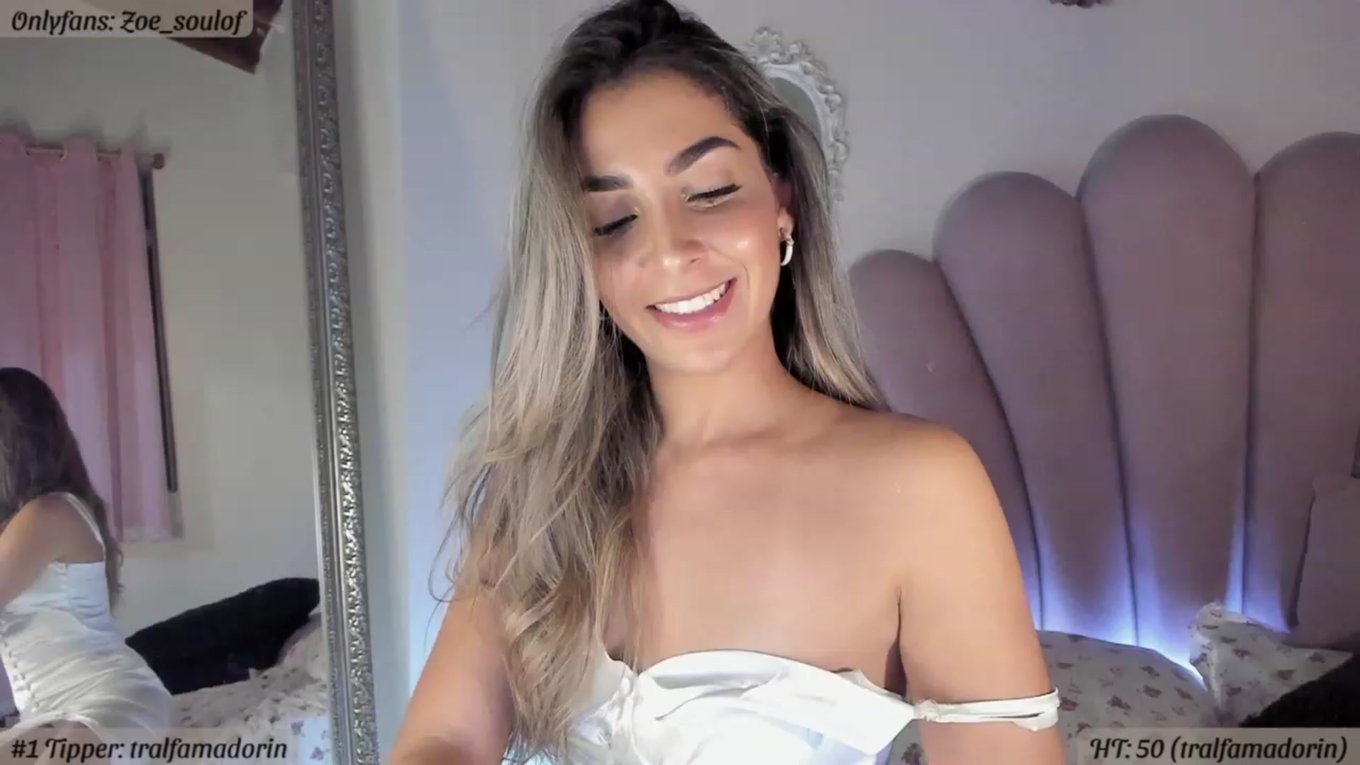 Gallery image thumbnail from MissZoesoul's myfreecams stream on, 06/15/2023, 06:21 image 14 of 20