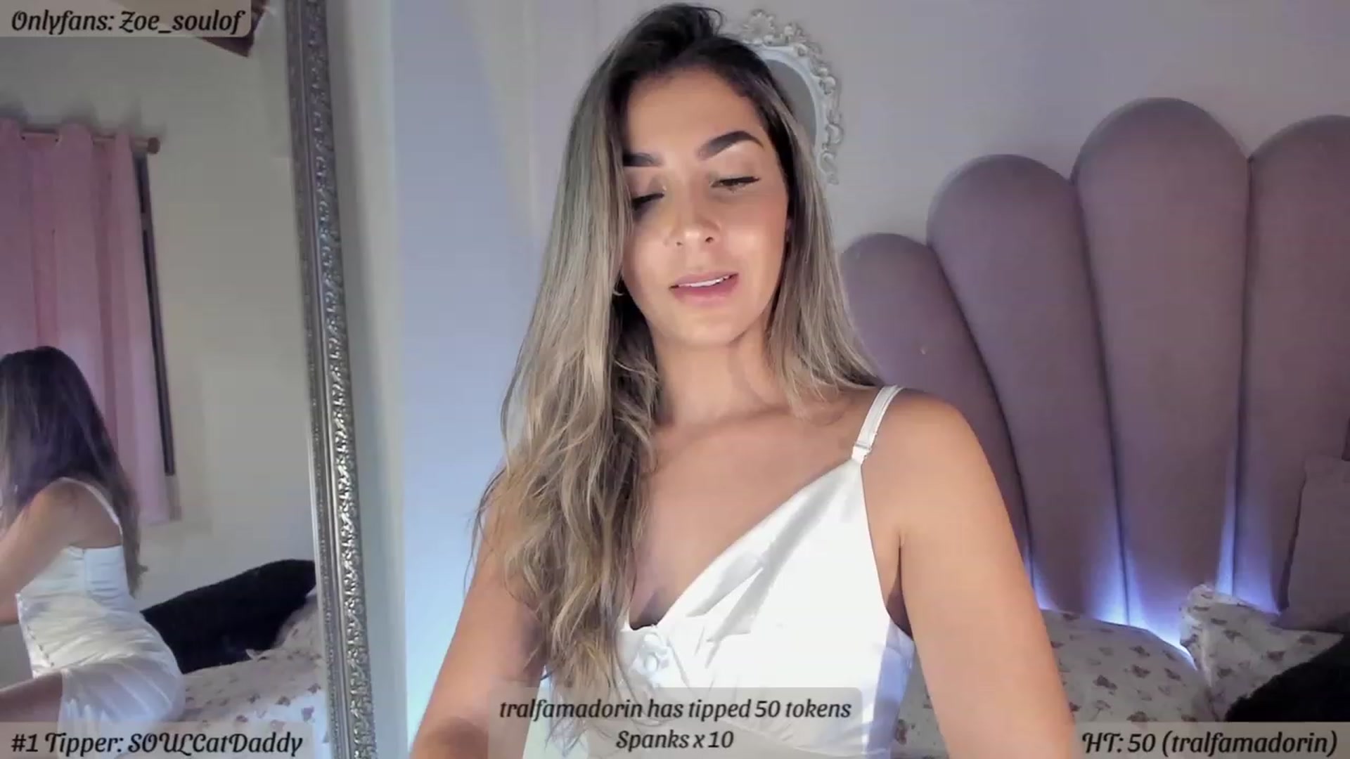 Gallery image thumbnail from MissZoesoul's myfreecams stream on, 06/15/2023, 06:21 image 9 of 20