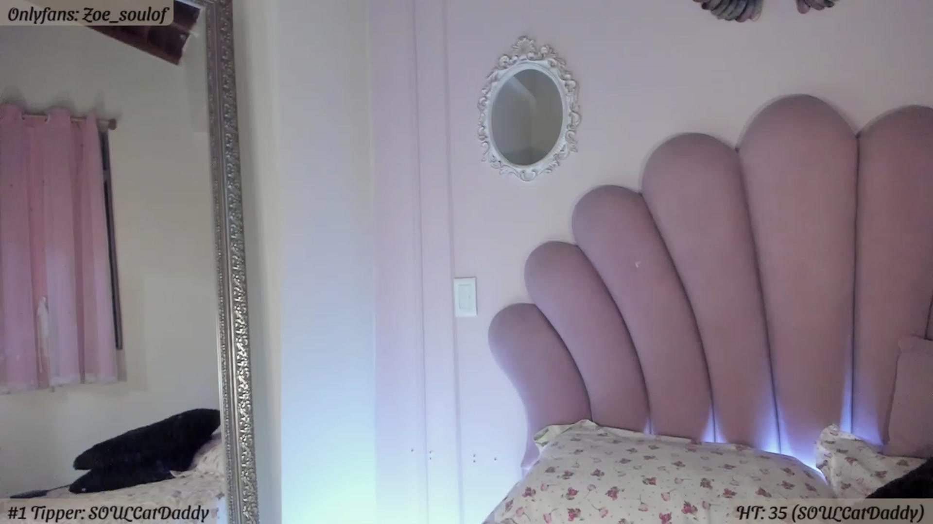 Gallery image thumbnail from MissZoesoul's myfreecams stream on, 06/15/2023, 06:21 image 3 of 20