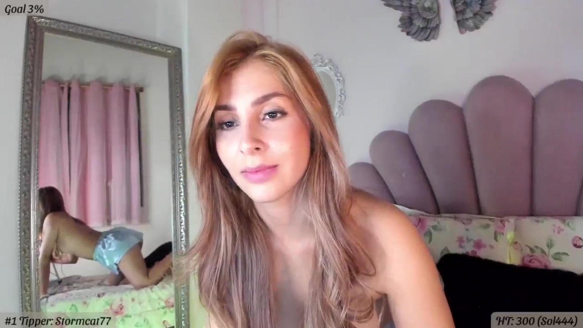 Gallery image thumbnail from MissZoesoul's myfreecams stream on, 03/19/2024, 04:59 image 11 of 20