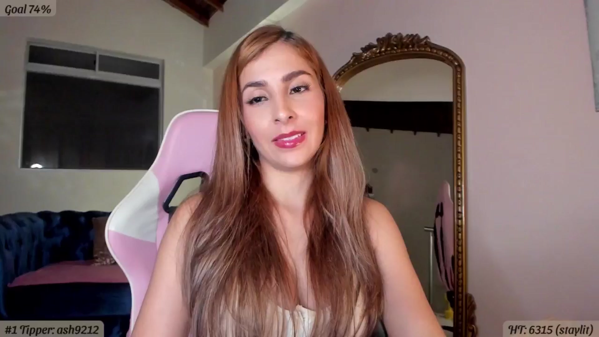 Gallery image thumbnail from MissZoesoul's myfreecams stream on, 07/16/2024, 06:49 image 15 of 20