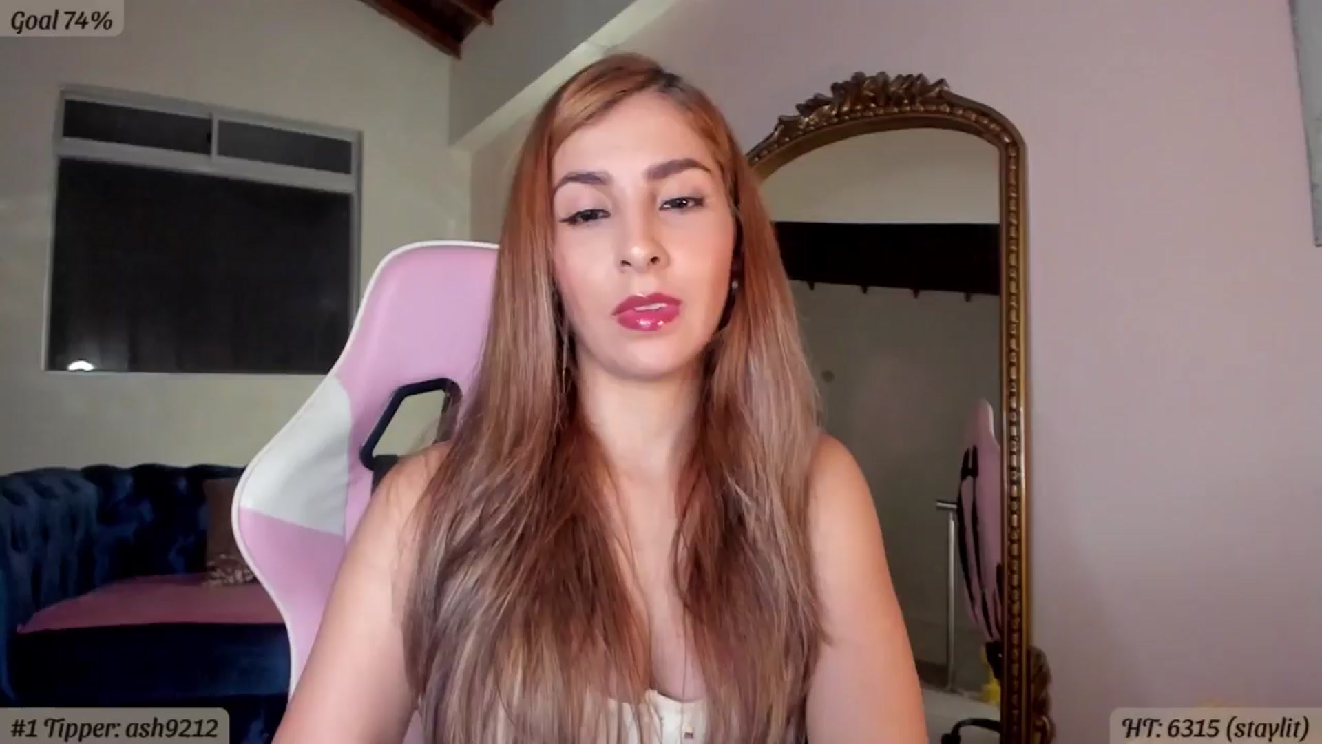 Gallery image thumbnail from MissZoesoul's myfreecams stream on, 07/16/2024, 06:49 image 17 of 20