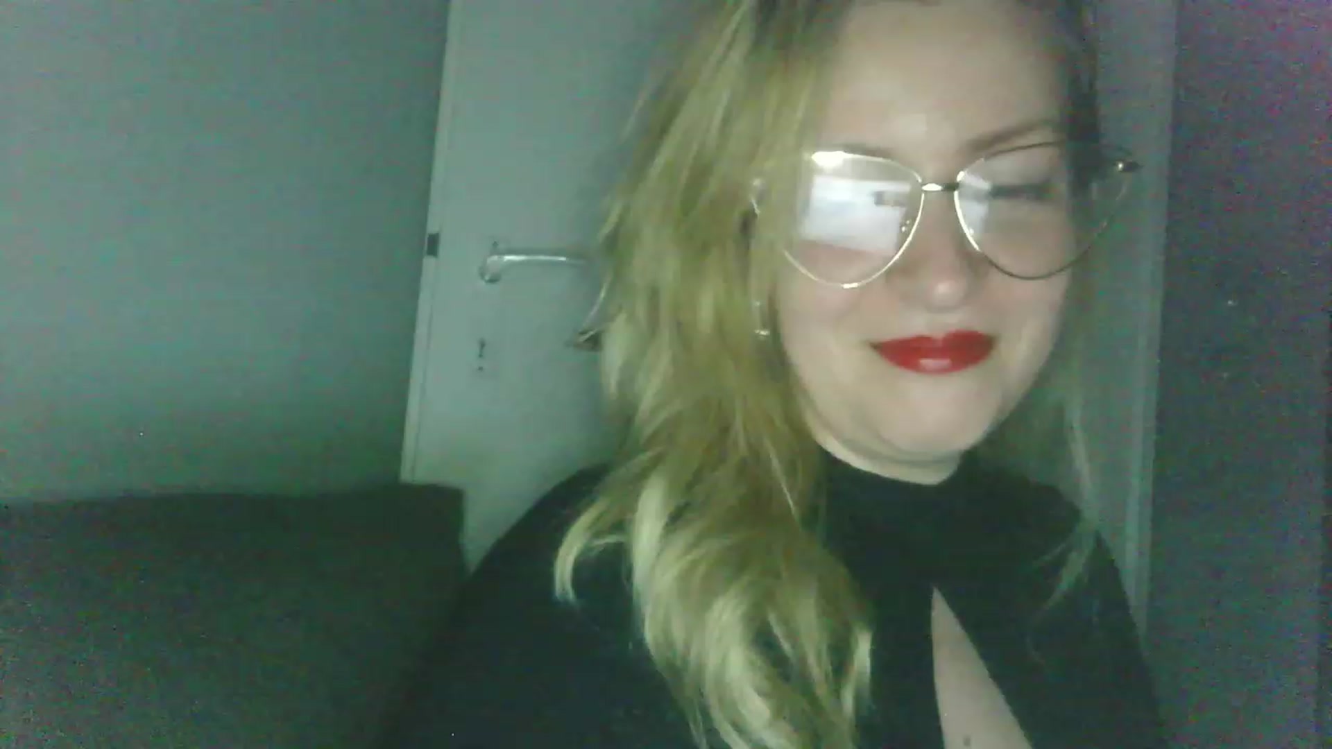 Gallery image thumbnail from Miss_A_'s myfreecams stream on, 04/09/2023, 22:23 image 19 of 20