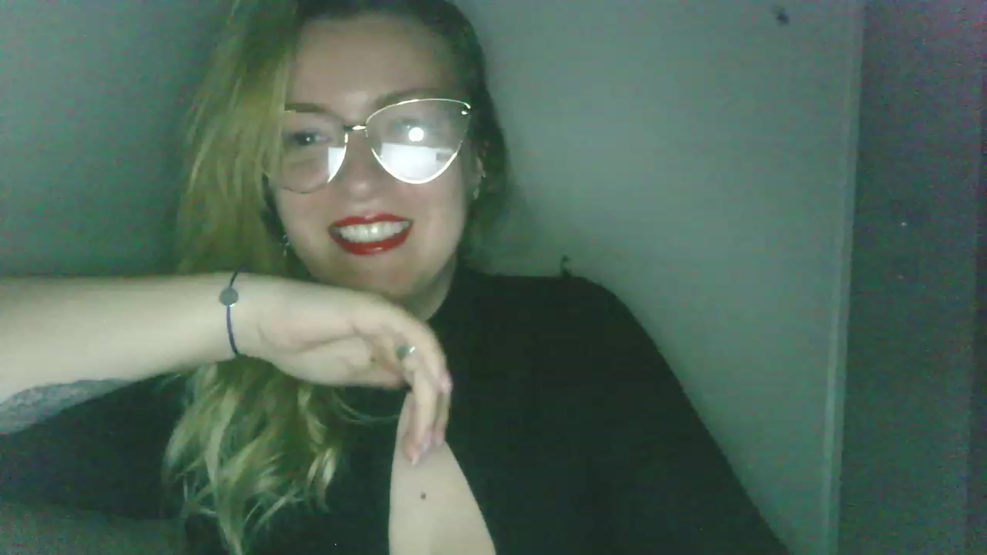 Gallery image thumbnail from Miss_A_'s myfreecams stream on, 04/09/2023, 22:23 image 1 of 20