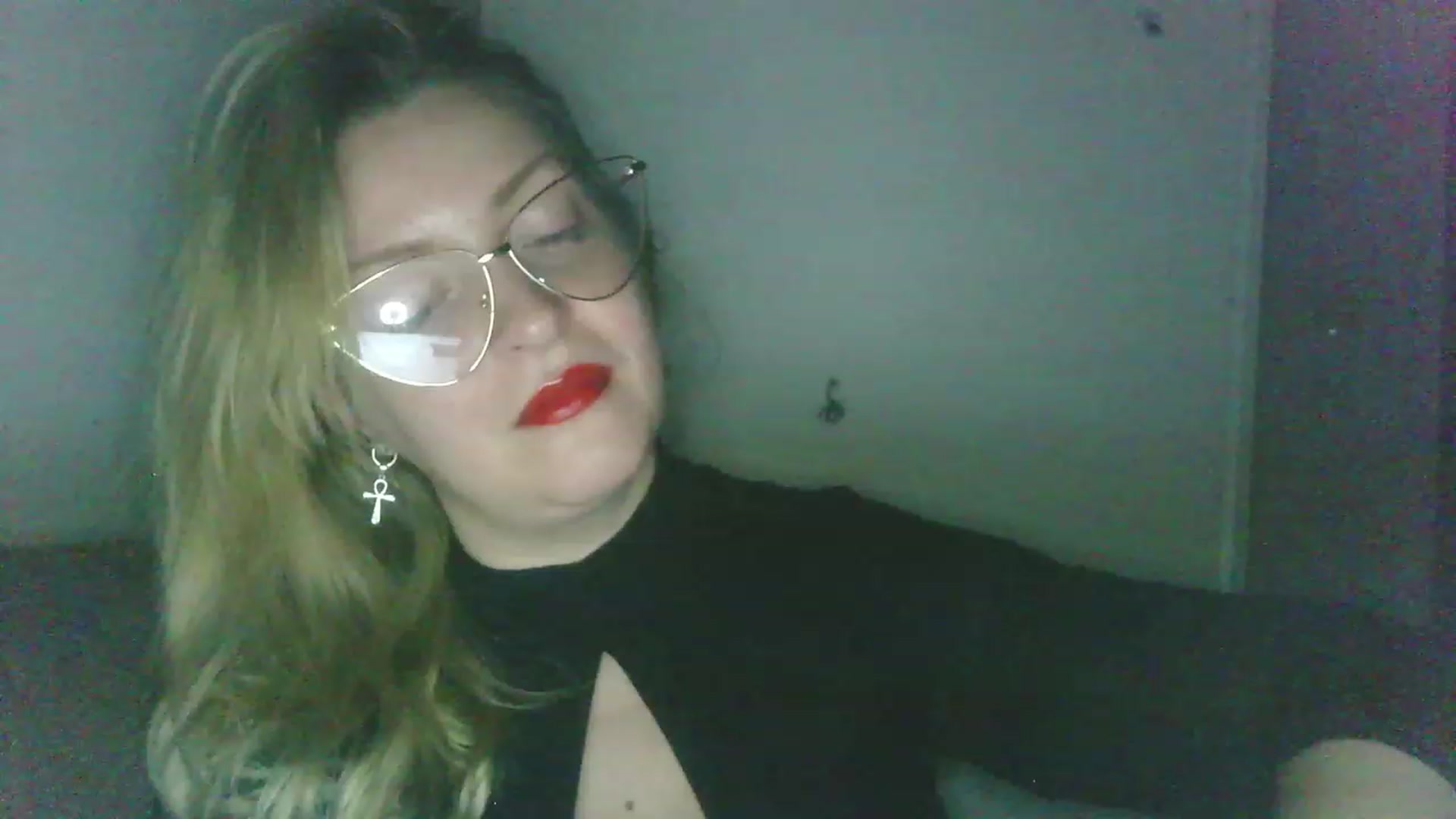 Gallery image thumbnail from Miss_A_'s myfreecams stream on, 04/09/2023, 22:23 image 3 of 20
