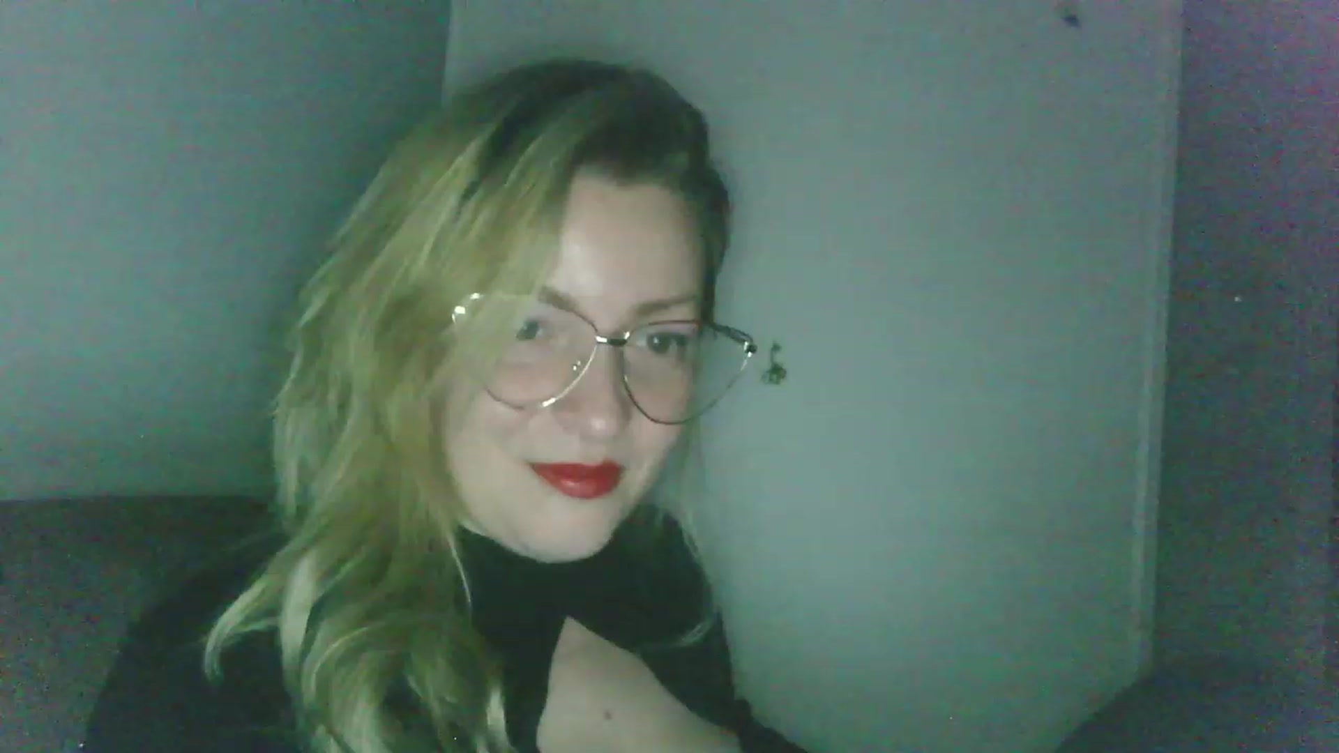 Gallery image thumbnail from Miss_A_'s myfreecams stream on, 04/09/2023, 22:23 image 18 of 20