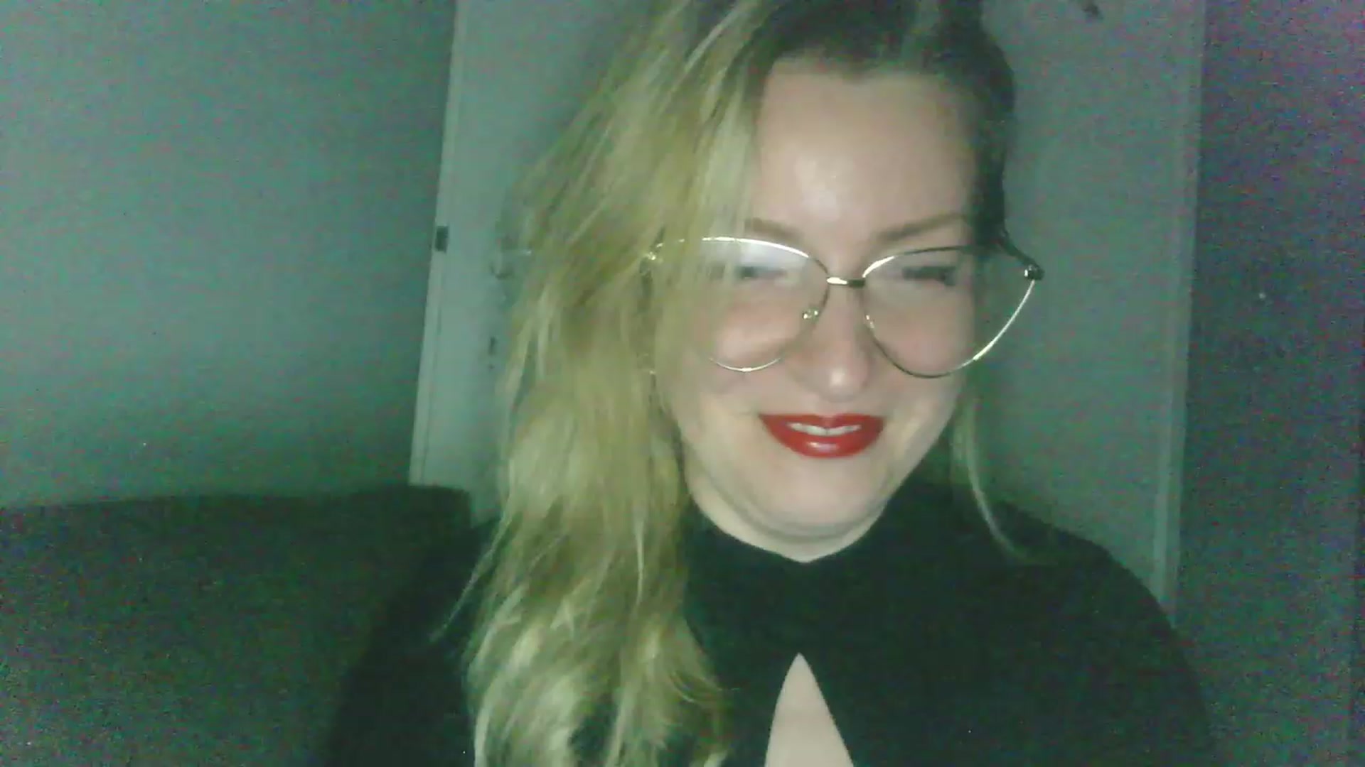 Gallery image thumbnail from Miss_A_'s myfreecams stream on, 04/09/2023, 22:23 image 15 of 20