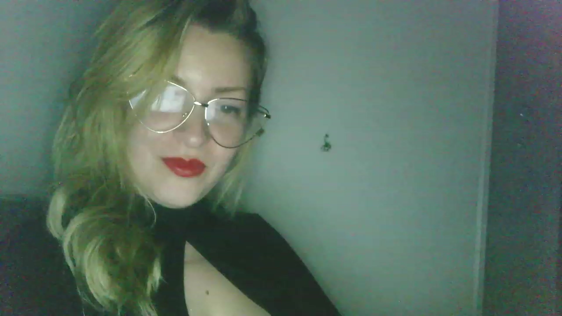 Gallery image thumbnail from Miss_A_'s myfreecams stream on, 04/09/2023, 22:23 image 20 of 20