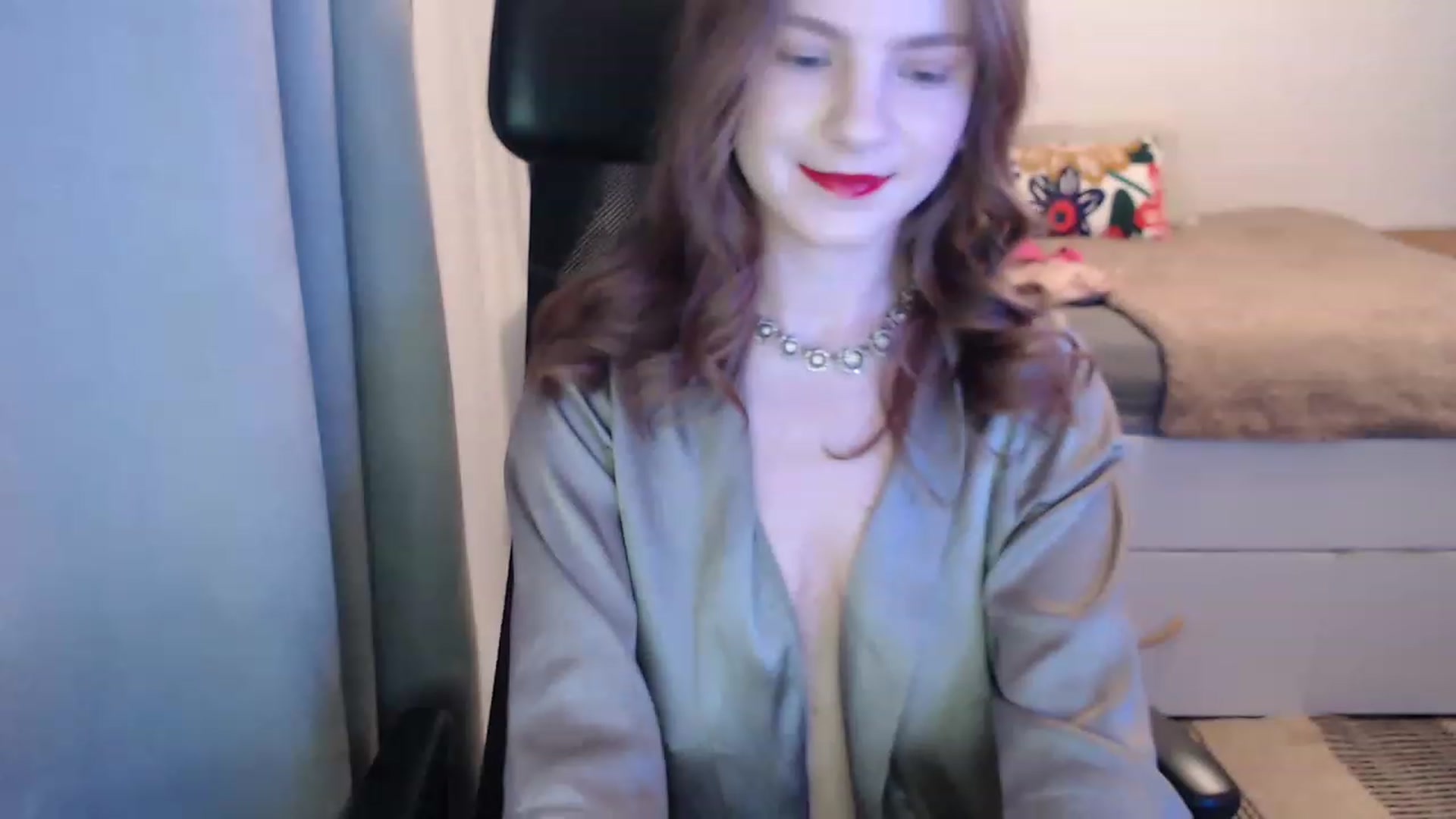Gallery image thumbnail from Miss_Alice99's myfreecams stream on, 12/08/2022, 14:48 image 18 of 20