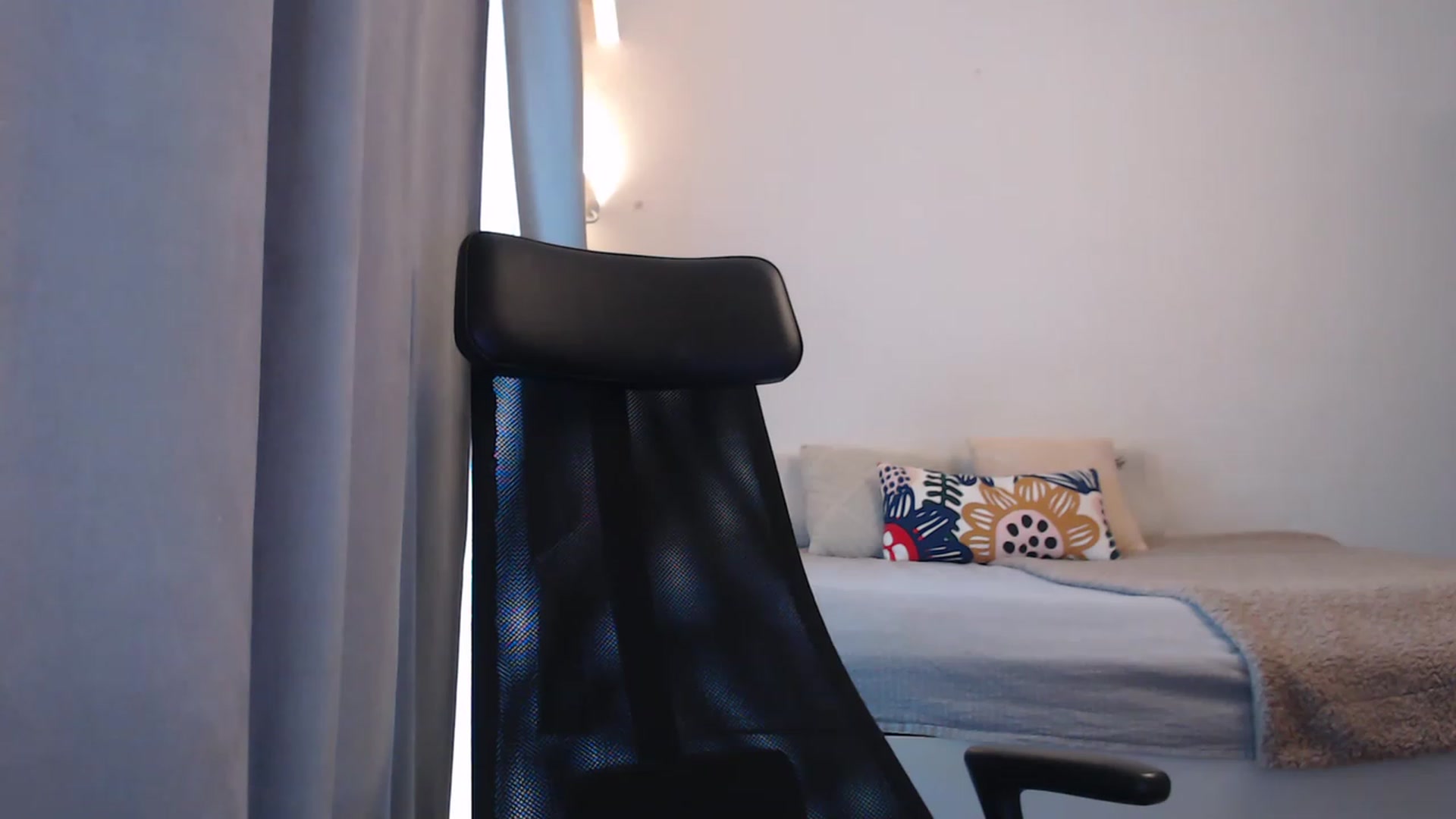 Gallery image thumbnail from Miss_Alice99's myfreecams stream on, 01/31/2023, 15:22 image 3 of 20