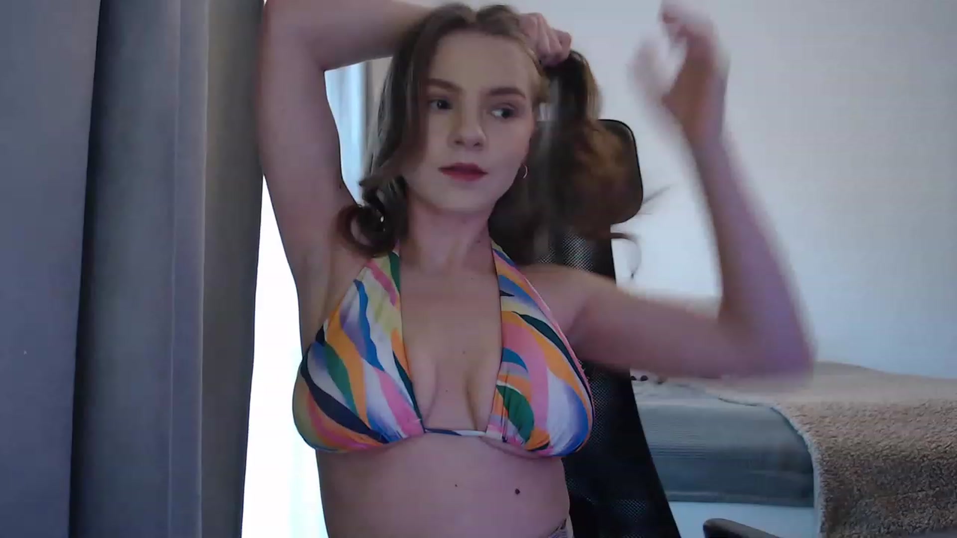 Gallery image thumbnail from Miss_Alice99's myfreecams stream on, 02/13/2023, 14:30 image 3 of 20