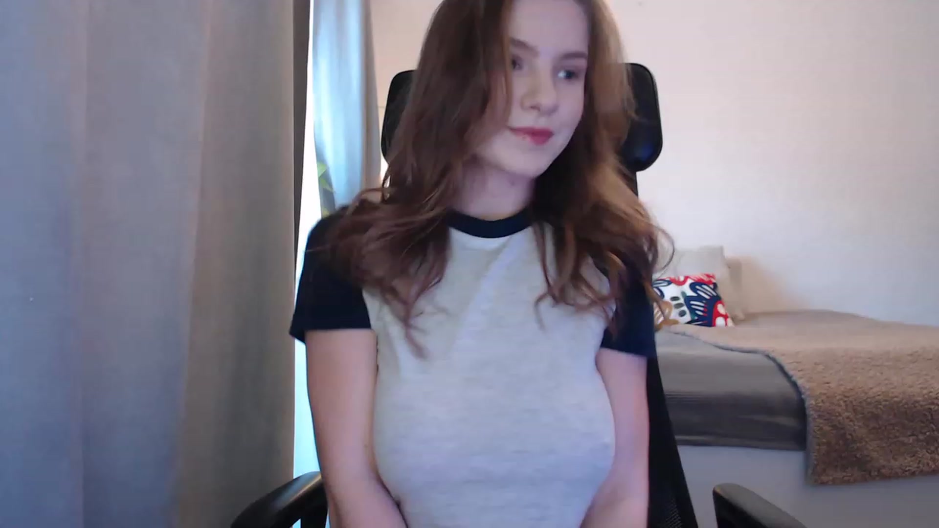 Gallery image thumbnail from Miss_Alice99's myfreecams stream on, 02/13/2023, 15:15 image 15 of 20