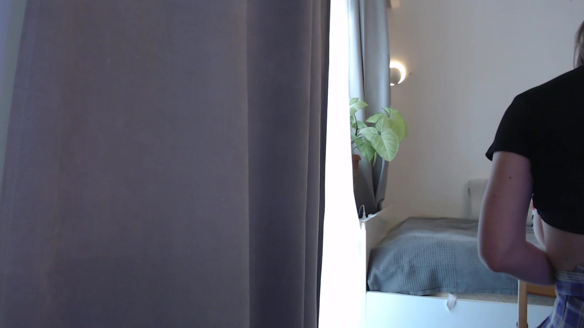 Gallery image thumbnail from Miss_Alice99's myfreecams stream on, 05/11/2023, 13:24 image 13 of 20