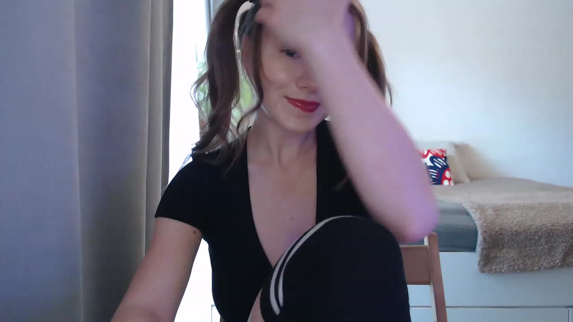 Gallery image thumbnail from Miss_Alice99's myfreecams stream on, 05/11/2023, 13:24 image 17 of 20