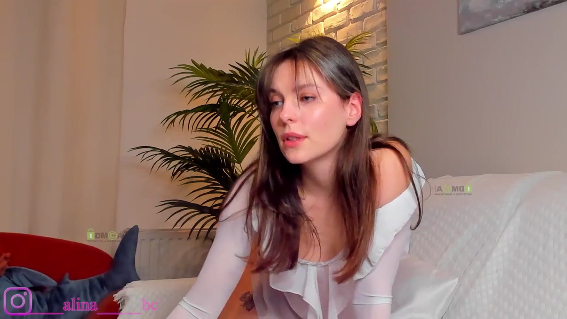 Gallery image thumbnail from Miss_Boo's myfreecams stream on, 04/21/2025, 22:53 image 13 of 20