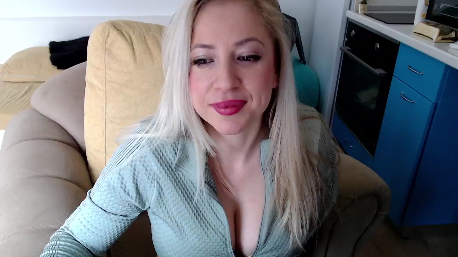 Gallery image thumbnail from Miss_Born's myfreecams stream on, 02/18/2025, 11:40 image 11 of 20
