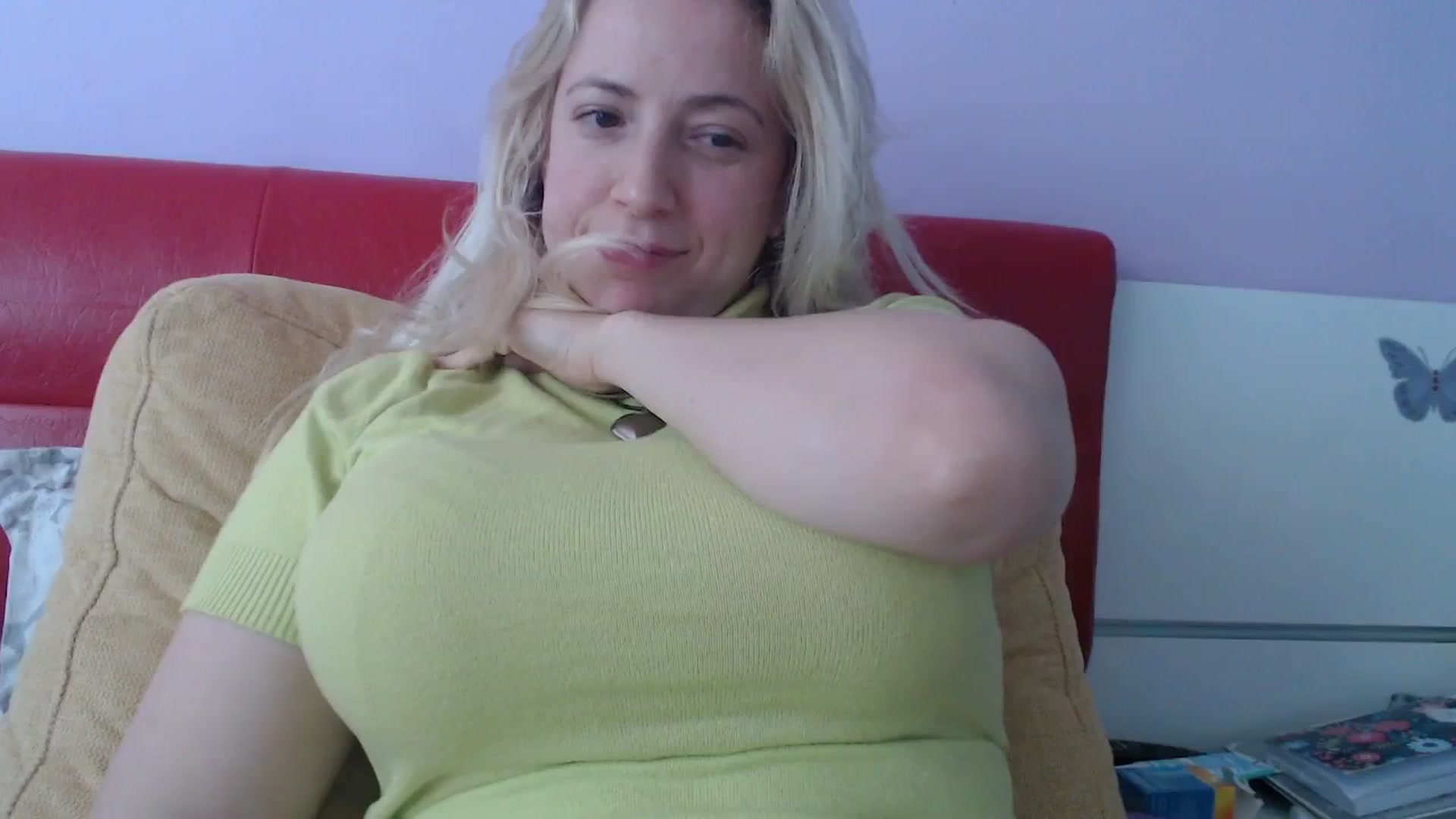 Gallery image thumbnail from Miss_Born's myfreecams stream on, 05/11/2025, 13:56 image 17 of 20