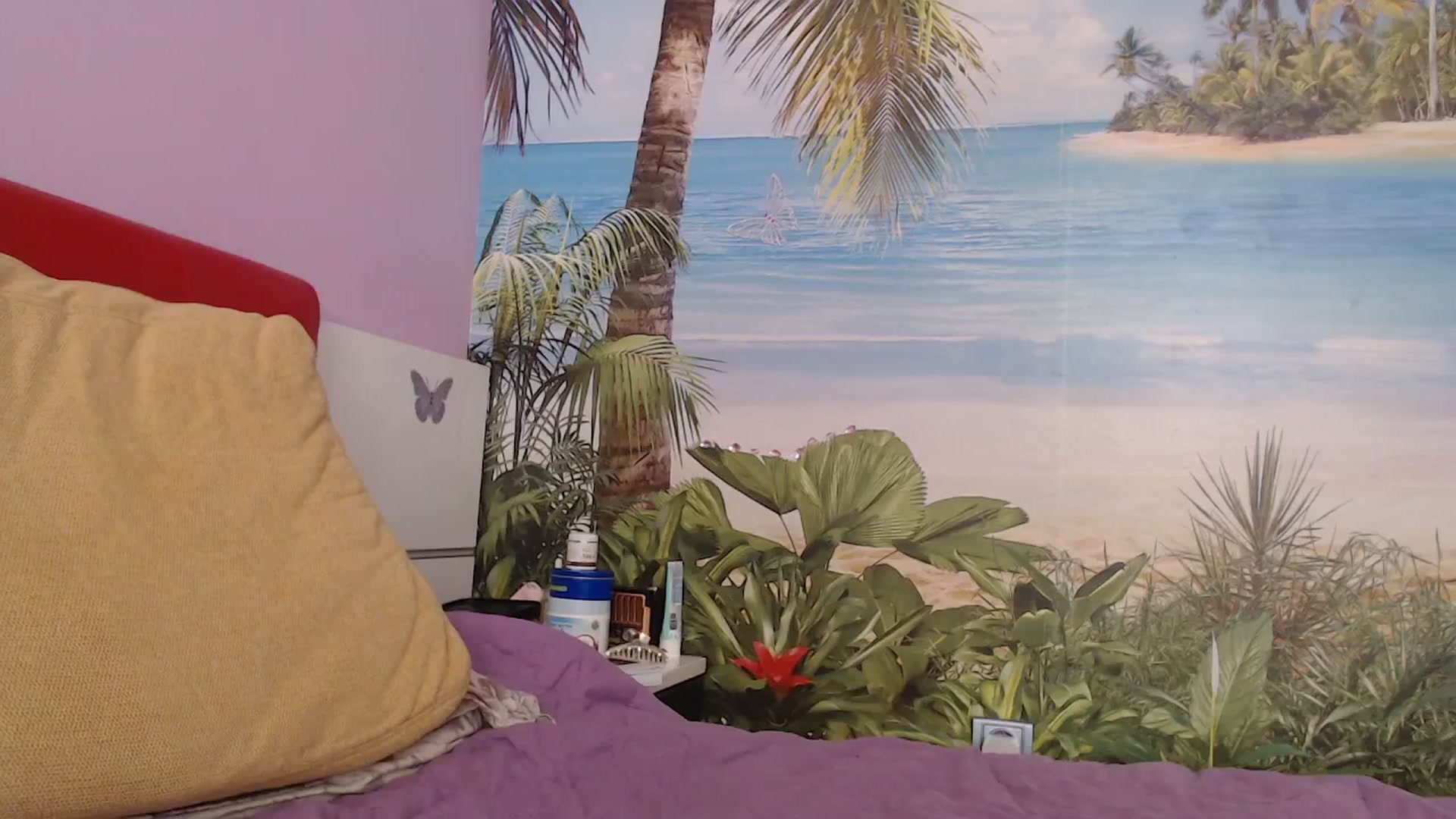 Gallery image thumbnail from Miss_Born's myfreecams stream on, 06/30/2025, 11:47 image 10 of 20