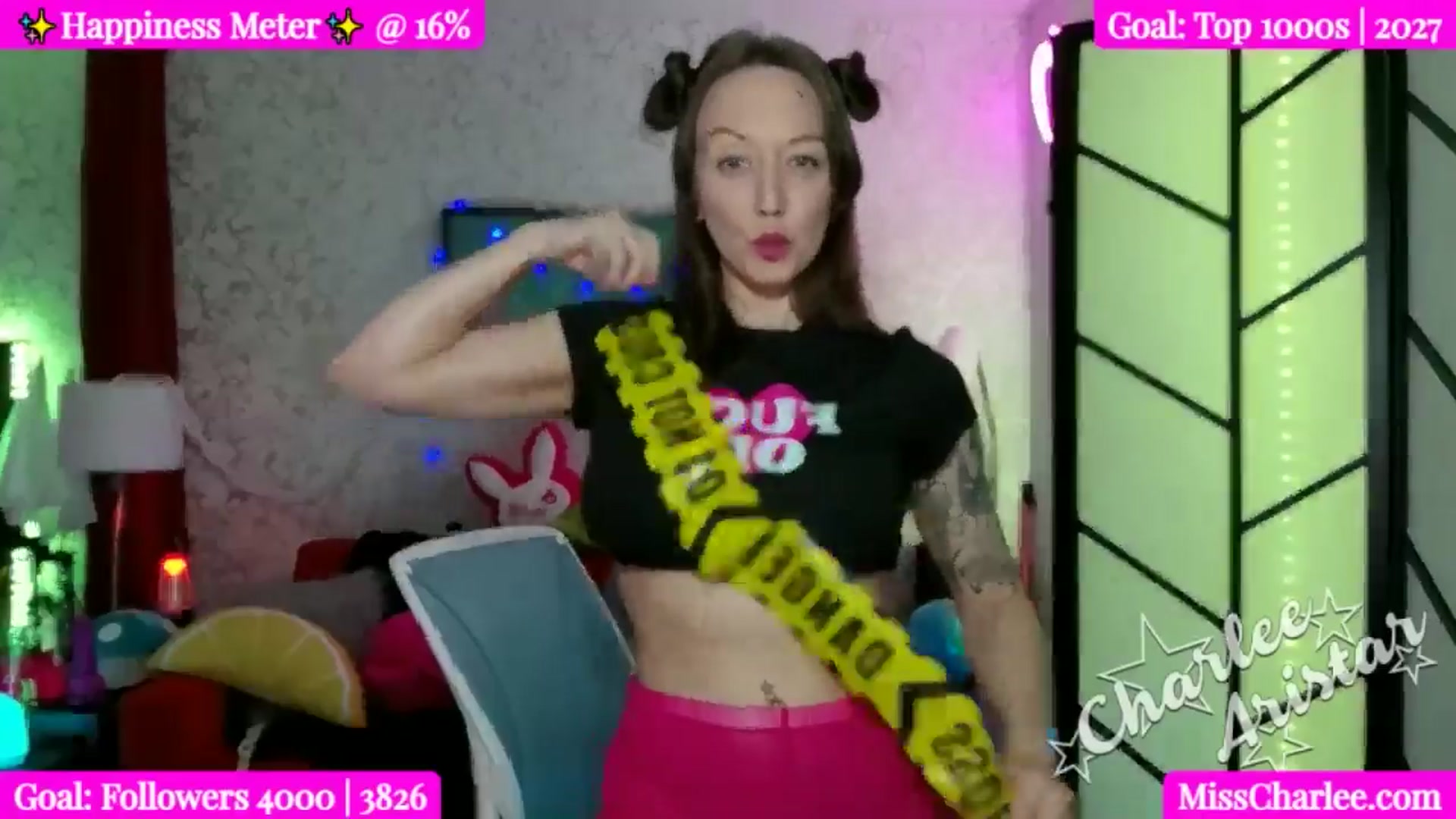 Gallery image thumbnail from Miss_Charlee's myfreecams stream on, 10/21/2024, 01:11 image 17 of 20
