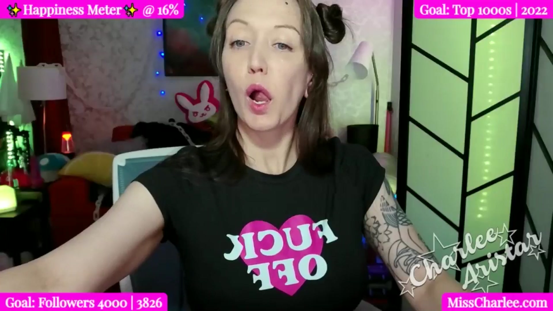 Gallery image thumbnail from Miss_Charlee's myfreecams stream on, 10/21/2024, 01:11 image 19 of 20