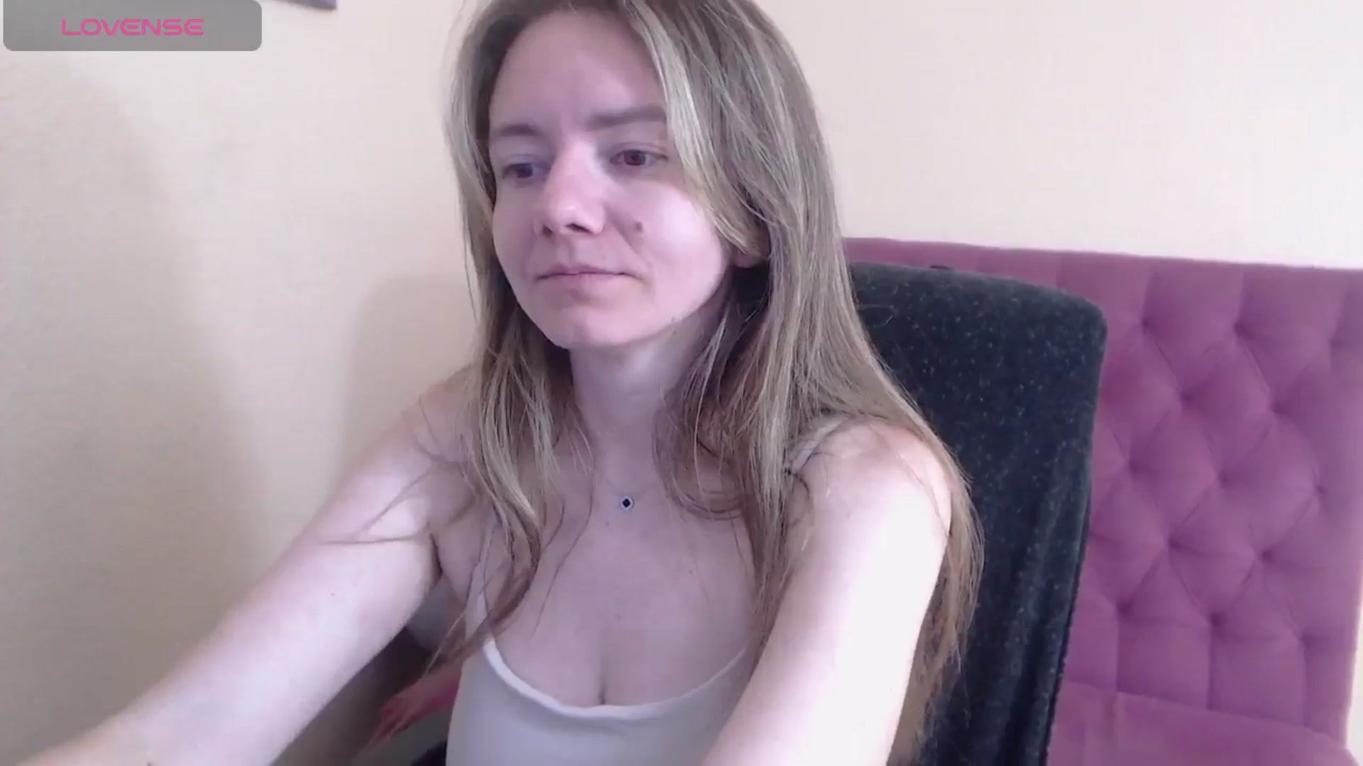 Gallery image thumbnail from Miss_Charmin's myfreecams stream on, 08/13/2025, 09:29 image 12 of 20