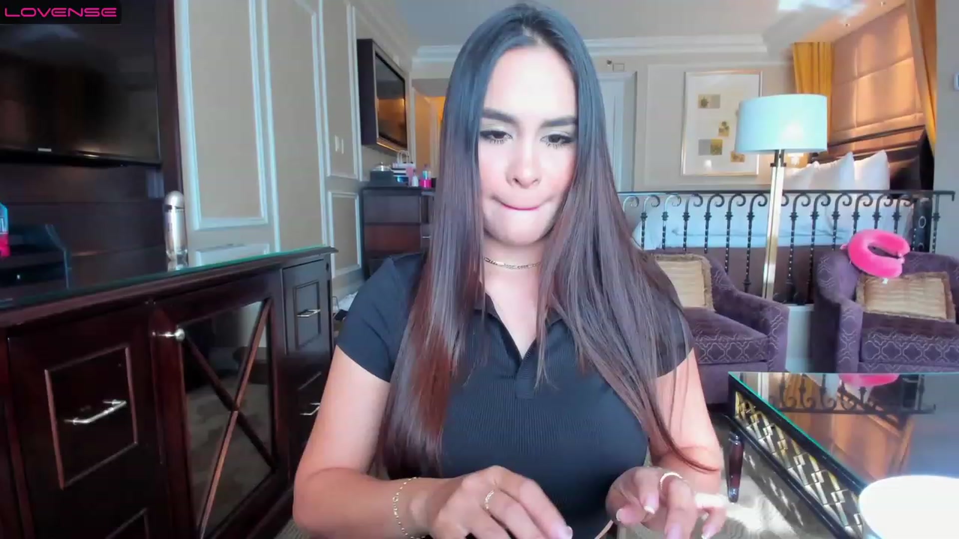 Gallery image thumbnail from Miss_Falak's myfreecams stream on, 12/18/2022, 21:16 image 2 of 20