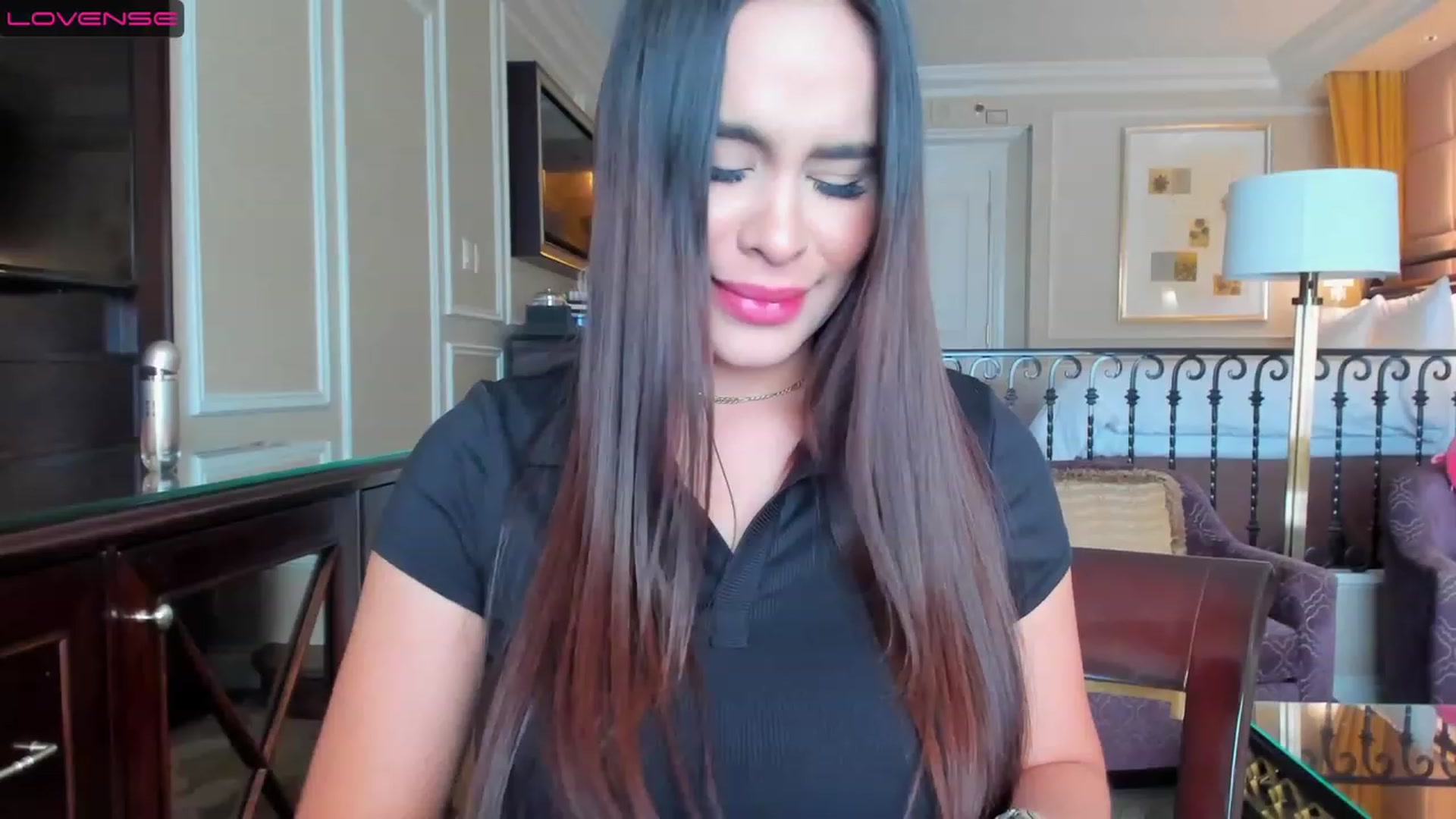Gallery image thumbnail from Miss_Falak's myfreecams stream on, 12/18/2022, 22:00 image 17 of 20