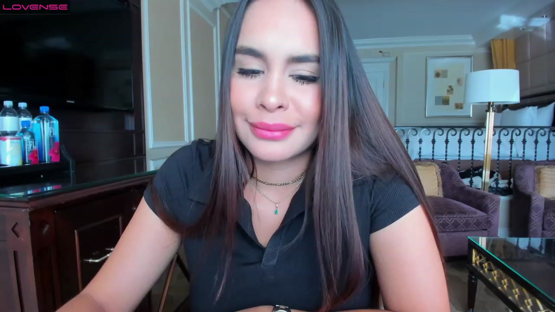 Gallery image thumbnail from Miss_Falak's myfreecams stream on, 12/19/2022, 21:28 image 5 of 20