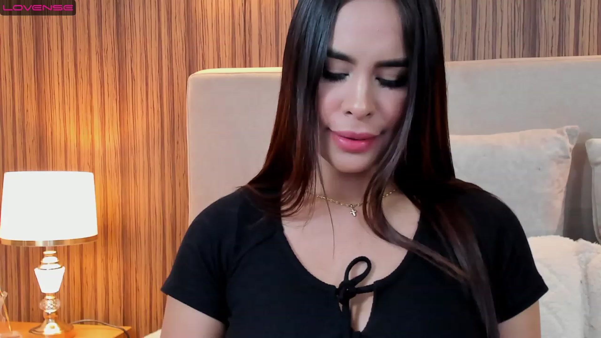 Gallery image thumbnail from Miss_Falak's myfreecams stream on, 01/01/2023, 17:58 image 5 of 20
